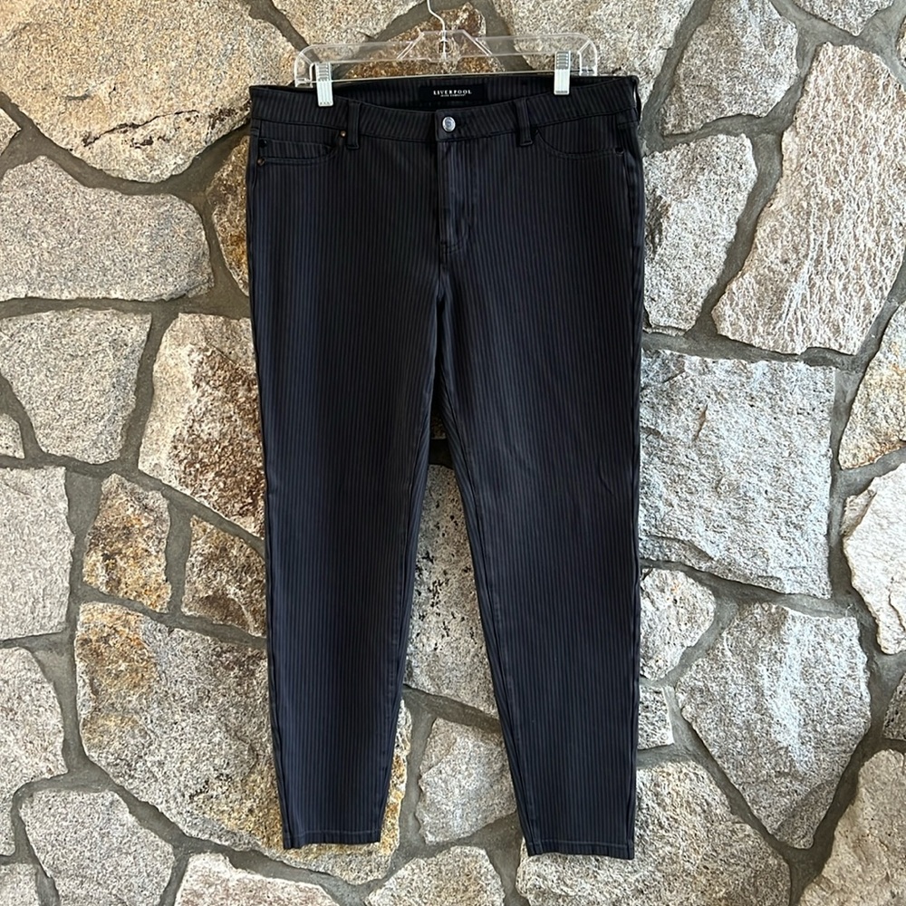 Liverpool Jeans Company Gray Stripe Pants